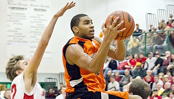 Dontel Highsmith scored 38 points in his final high school game as Dowagiac was defeated by Lakeshore 78-76 Monday night. (Leader photo/SCOTT ROSE)