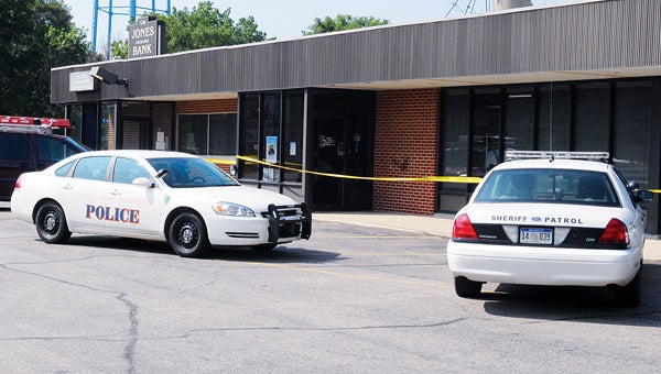G.W. Jones Exchange Bank in Edwardsburg was robbed by two black males shortly after 2 p.m. Wednesday. (Leader photo/SCOTT NOVAK)